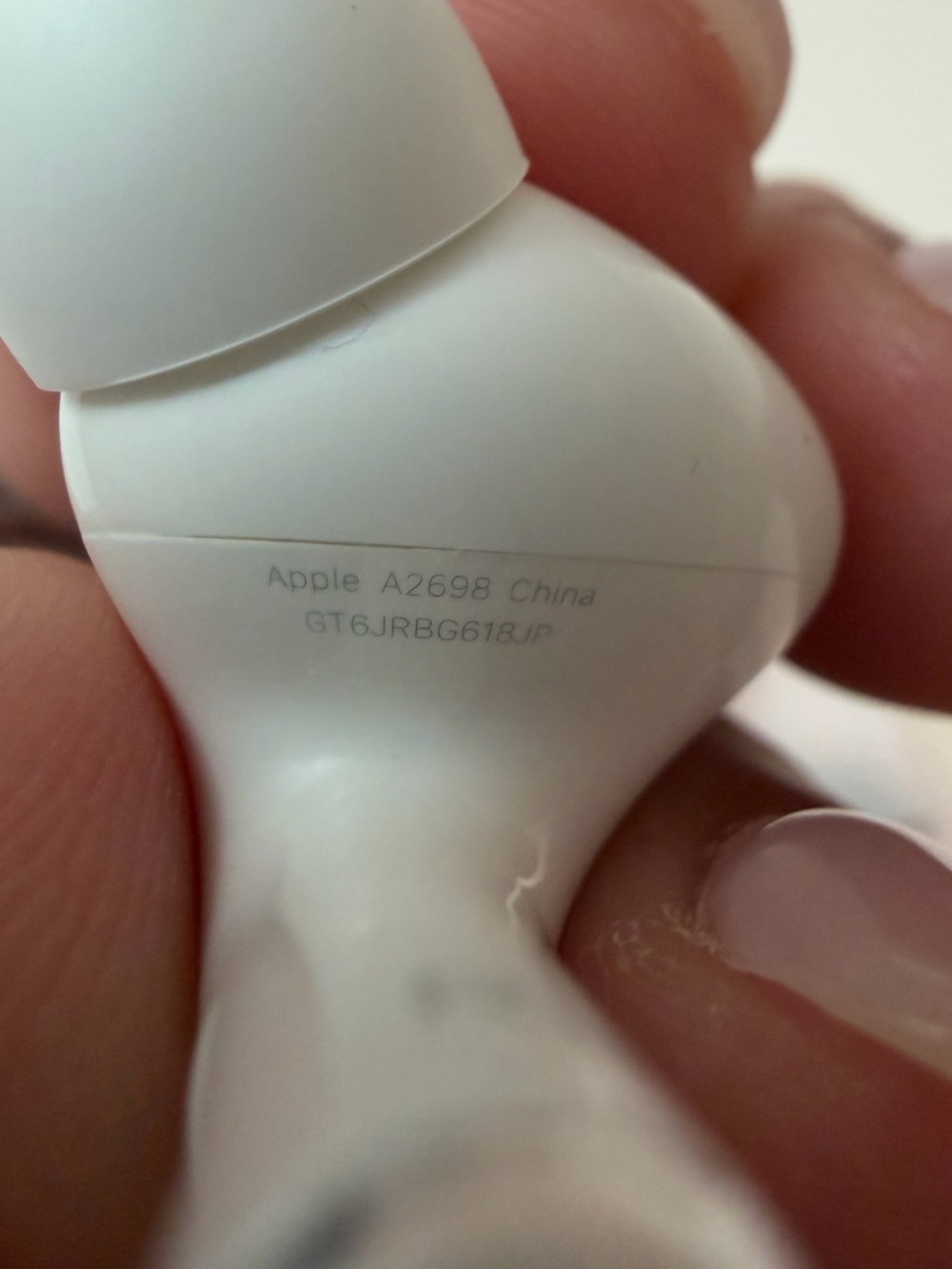 Apple AirPods Pro 2nd Generation - Picture 3 of 17
